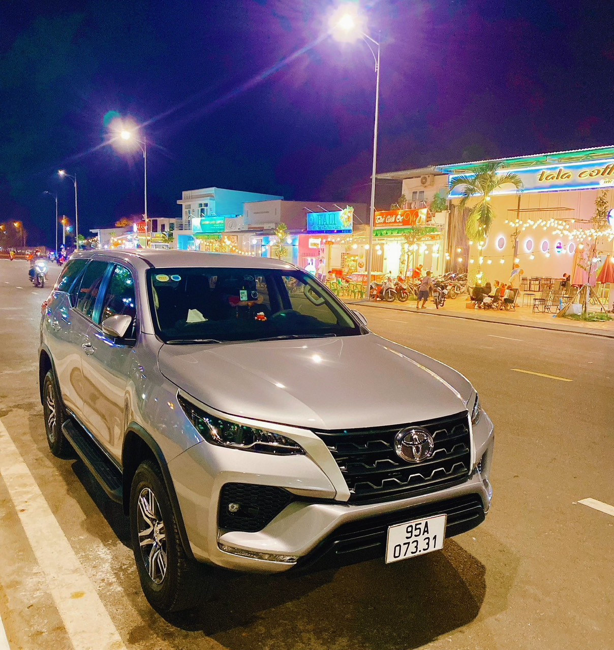 dịch vụ cho thuê xe oto giá rẻ tại cần